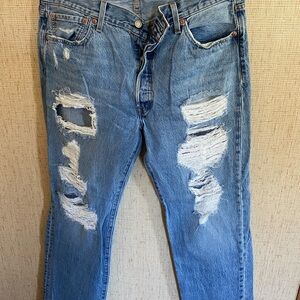 Men's Distressed Levis Light Blue Denim Jeans 501